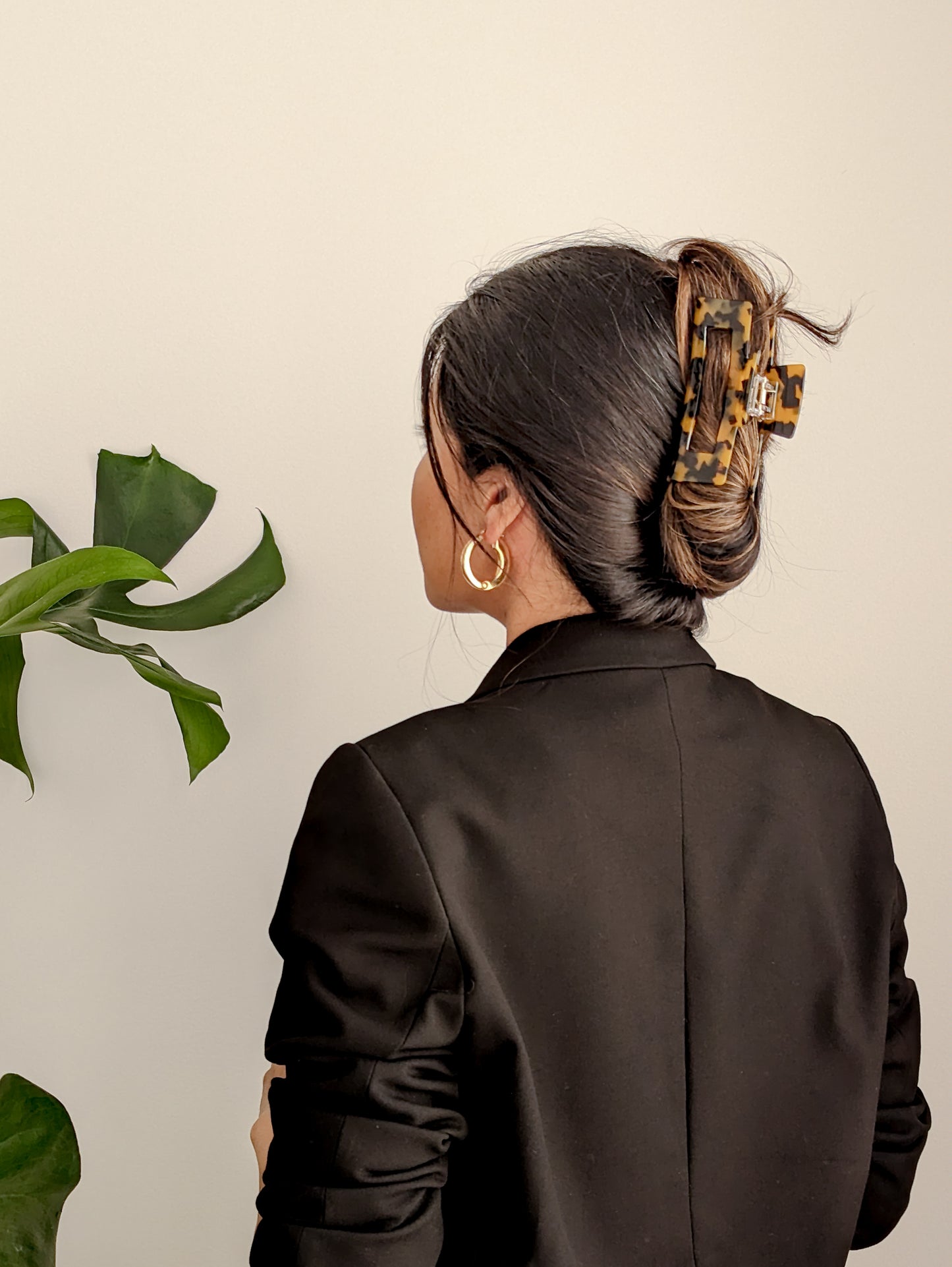 Vera L Claw Clip - Tortoise